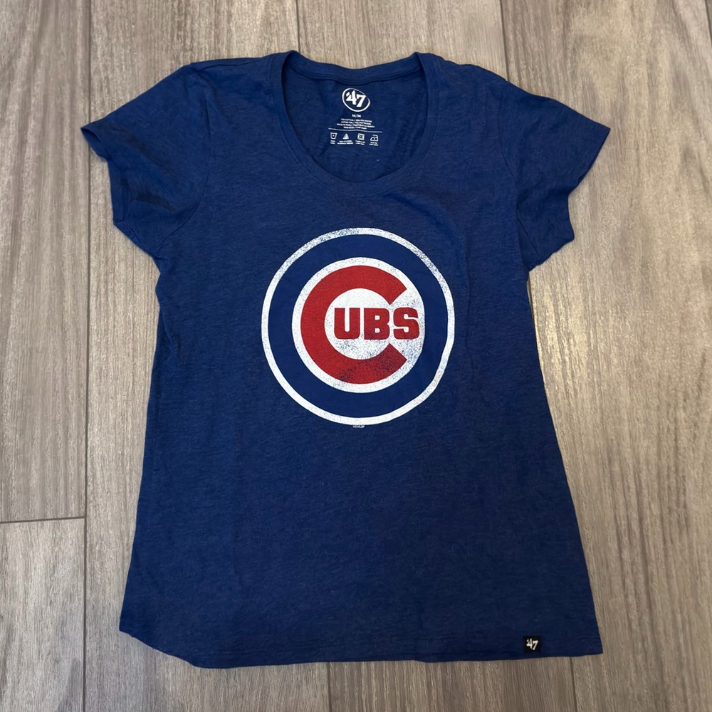 47 Brand Navy Cubs Graphic Tee- size M